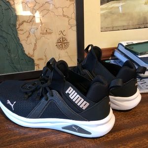 Puma athletic shoes size 9